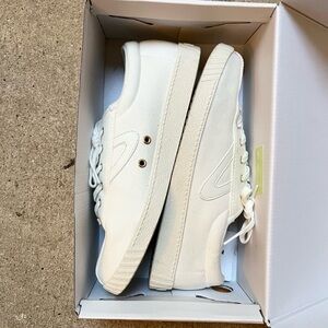 Tretorn Nylite Original Sneakers Women's Size 11 Excellent Used Condition